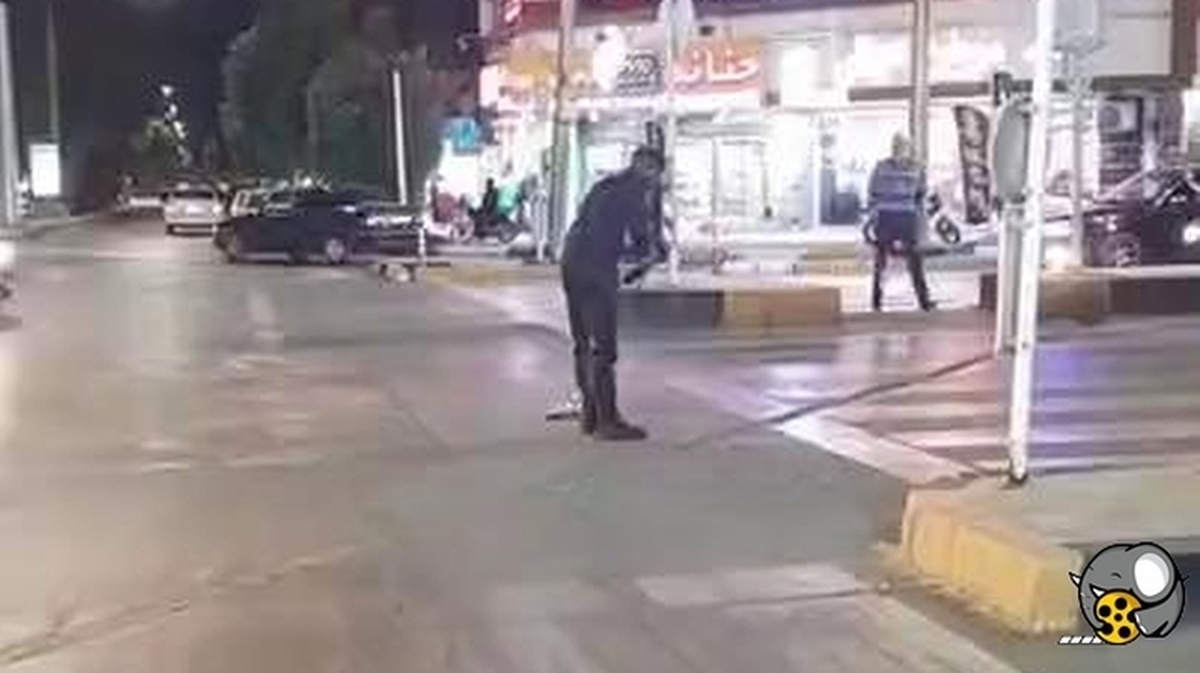 ببینید| کار متفاوت پلیس شاهین شهر بعد از تصادف وایرال شد