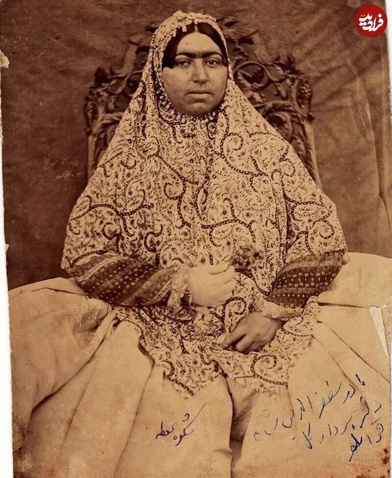 عکس زیرخاکی از «مادر مظفرالدین شاه»