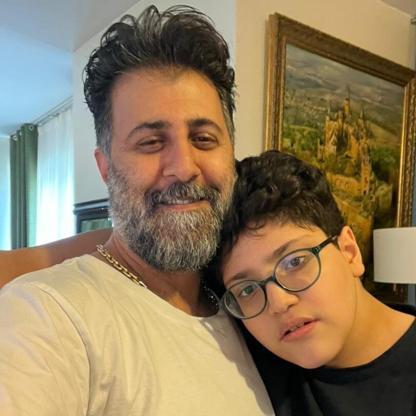 عکس| استوری احساسی هومن حاجی عبداللهی برای روز پسر