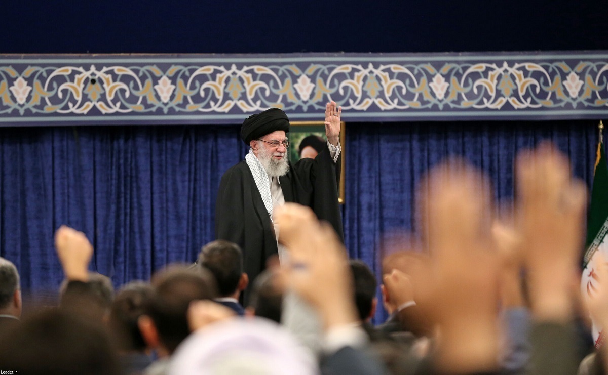 آغاز مراسم اولین سالگرد شهید رئیسی با حضور رهبر انقلاب اسلامی