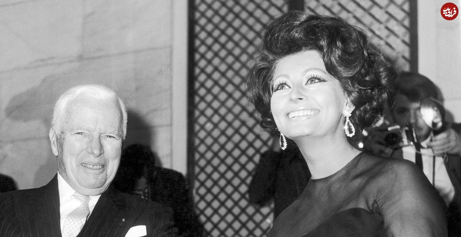 عکسی از سوفیا لورن با چارلی چاپلین در سال ۱۳۴۴