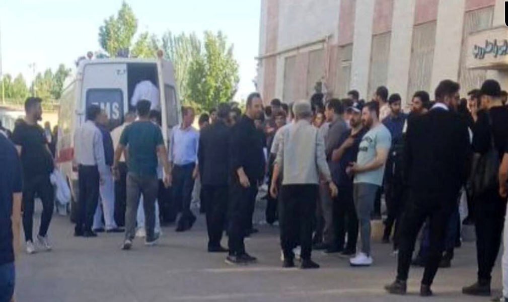 چاقوکشی در دانشگاه