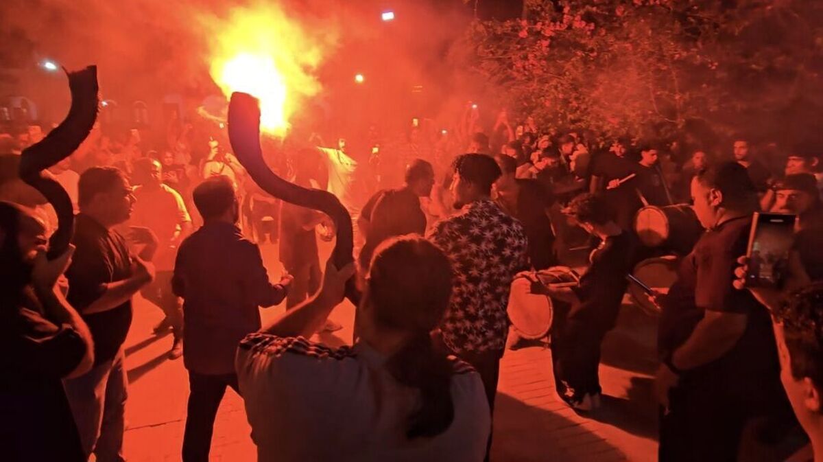 ببینید| دمام‌زنی بوشهری‌ها در سوگ حادثه بندرعباس