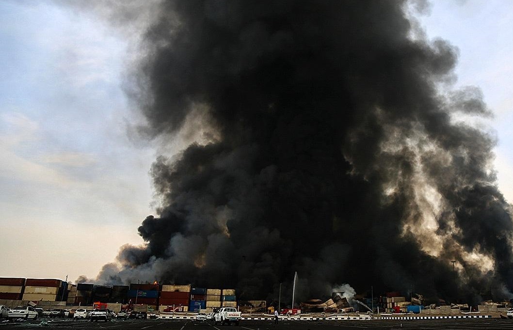 ببینید| تصاویر هوایی سی ان ان از گستردگی ابعاد آتش سوزی بندر رجایی