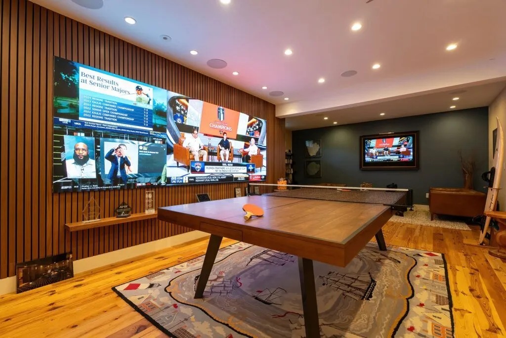 آشنایی با ویدئو وال و دلایل افزایش تقاضا در سال ۱۴۰۴