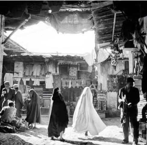 عکسی قدیمی از بازار شیراز در سال ۱۳۳۷