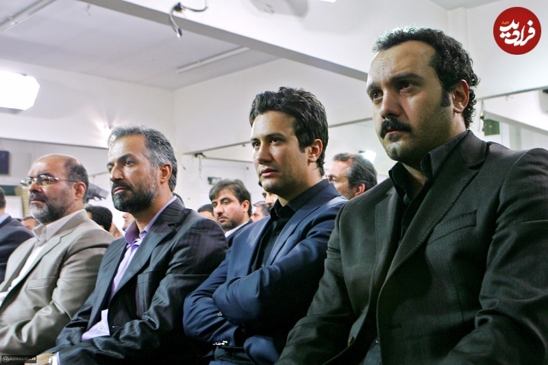 عکسی از شاهرخ استخری در دیدار با رهبر انقلاب؛ سال ۸۹