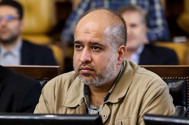 خضریان در واکنش به فساد موجود در فوتبال: پای دلالان به تیم ملی هم باز شده است خضریان