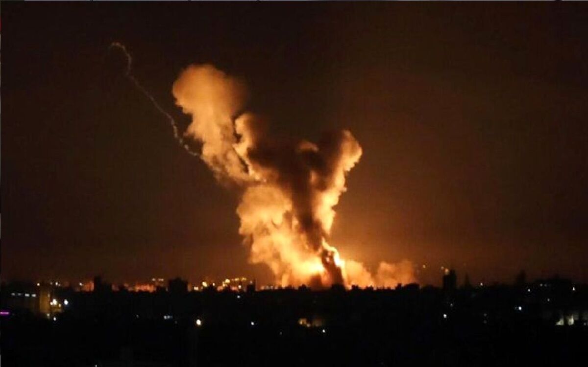 اسرائیل با انجام ۲۰ حمله هوایی جنوب لبنان را بمباران کرد