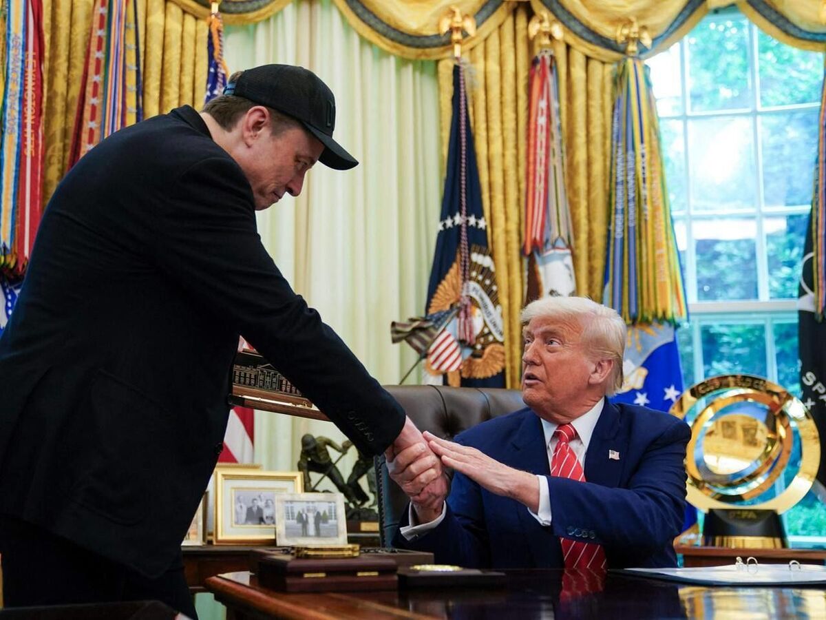 درگیری فیزیکی ایلان ماسک با وزیر خزانه‌داری آمریکا در کاخ سفید