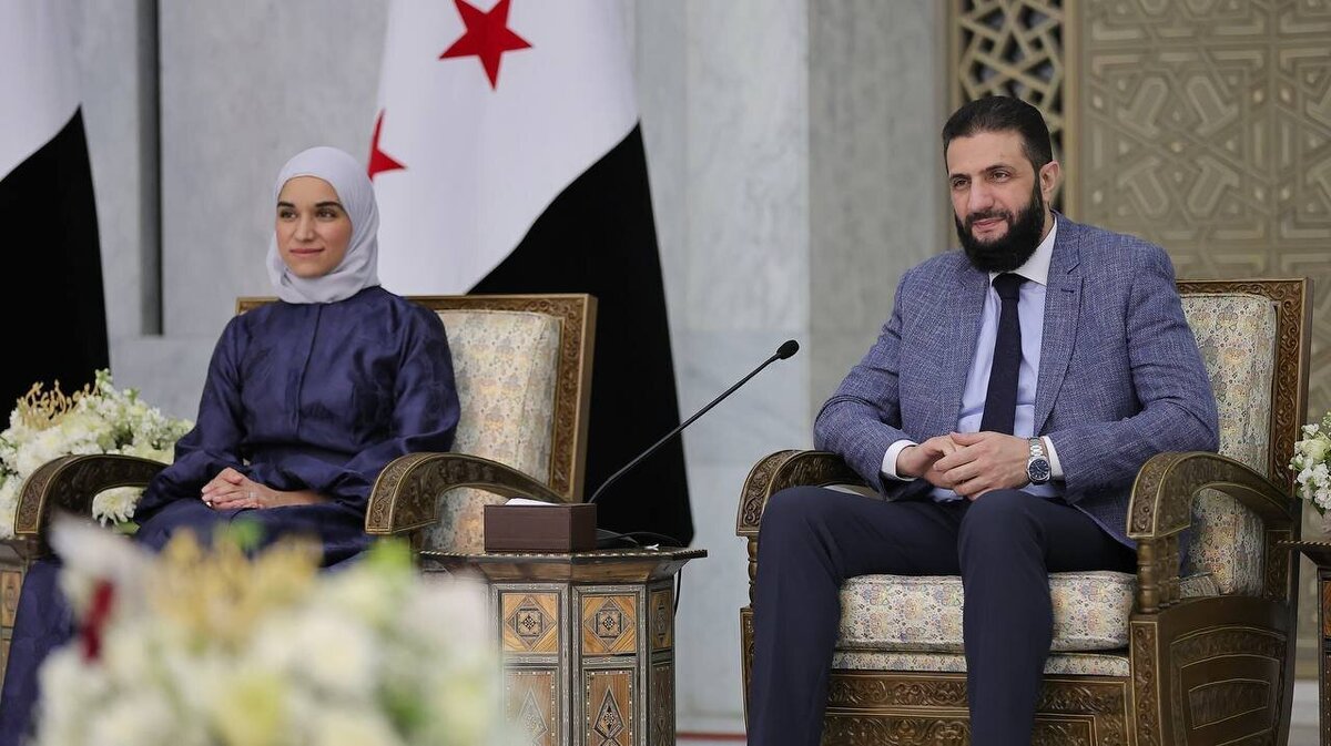 ببینید| حضور جولانی و همسرش در پارکی در دمشق