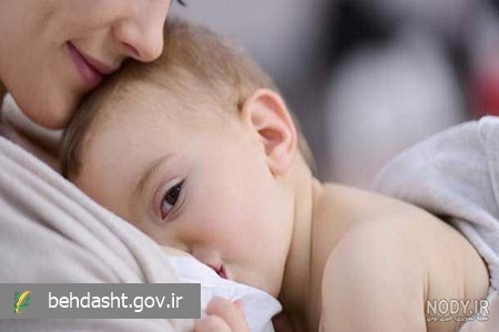 آیا در دوران شیر دادن به نوزاد، مادران مجاز به دریافت بی‌رویه کالری هستند؟