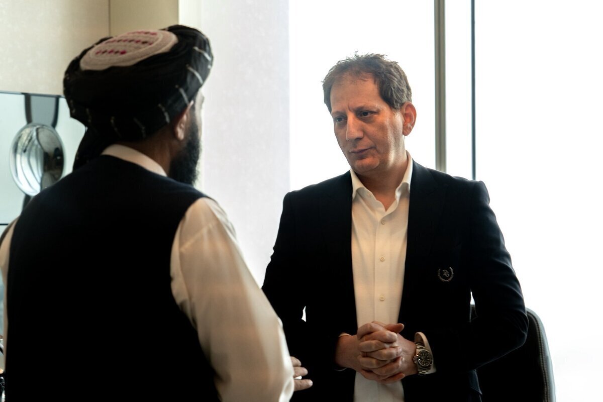 بابک زنجانی تعلق برج معروف چهارراه جهان کودک به خود را تایید کرد +عکس