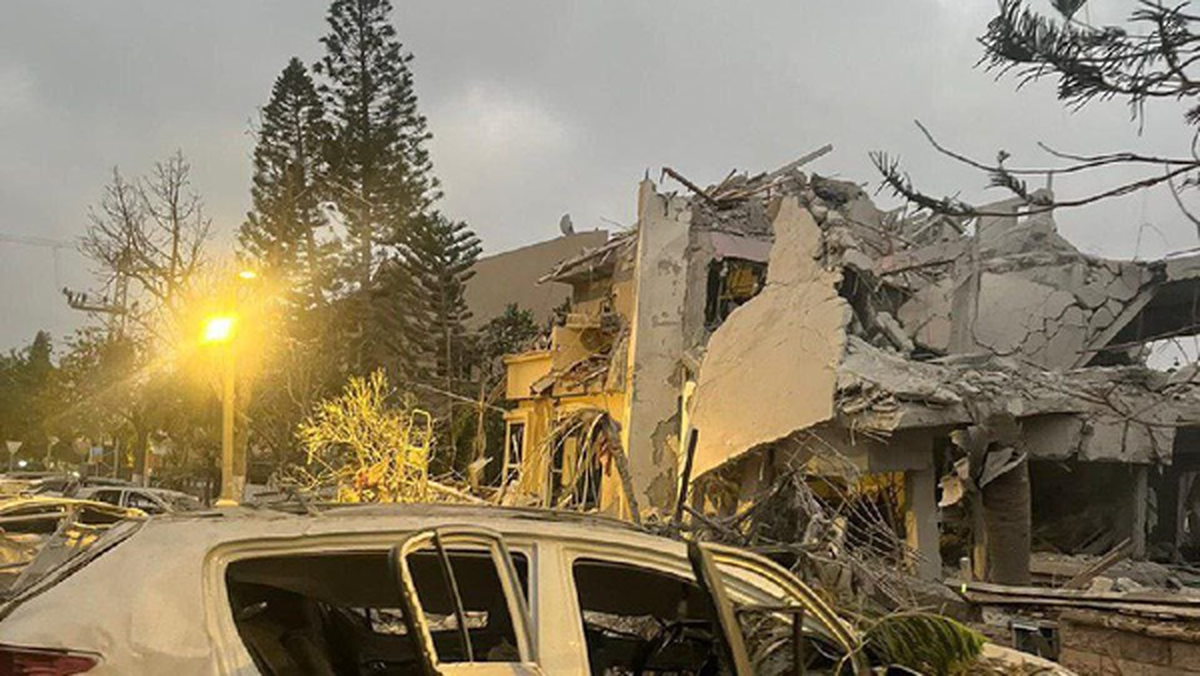 ببینید| حجم تخریب یک محله امنیتی اسرائیل پس از حمله ایران ببینید| حجم تخریب یک محله امنیتی اسرائیل پس از حمله ایران