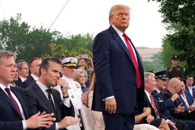 ترامپ: حمله به ایران باید رخ می‌داد