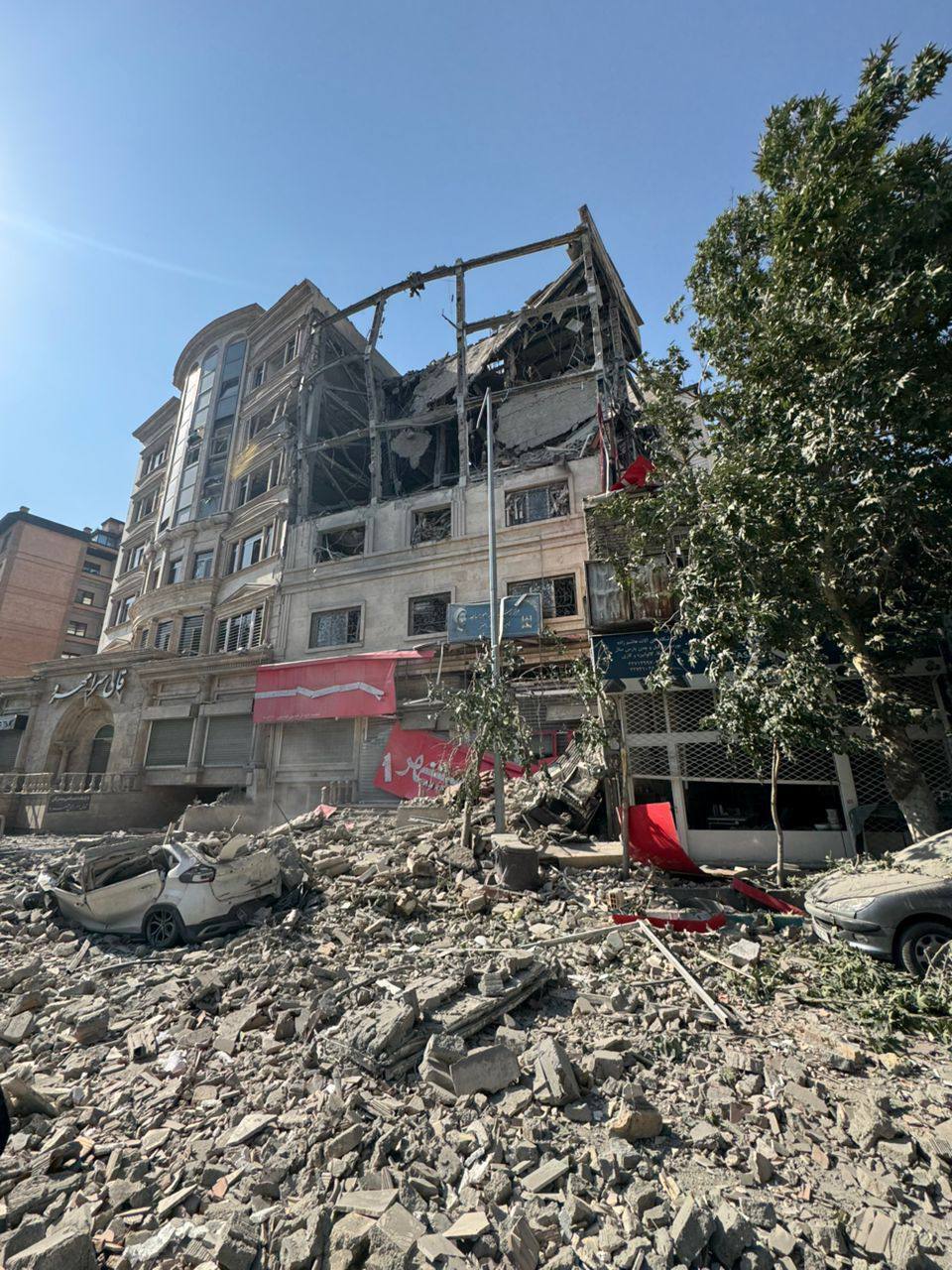 عکس| تصویری آخرالزمانی از میدان قدس تجریش