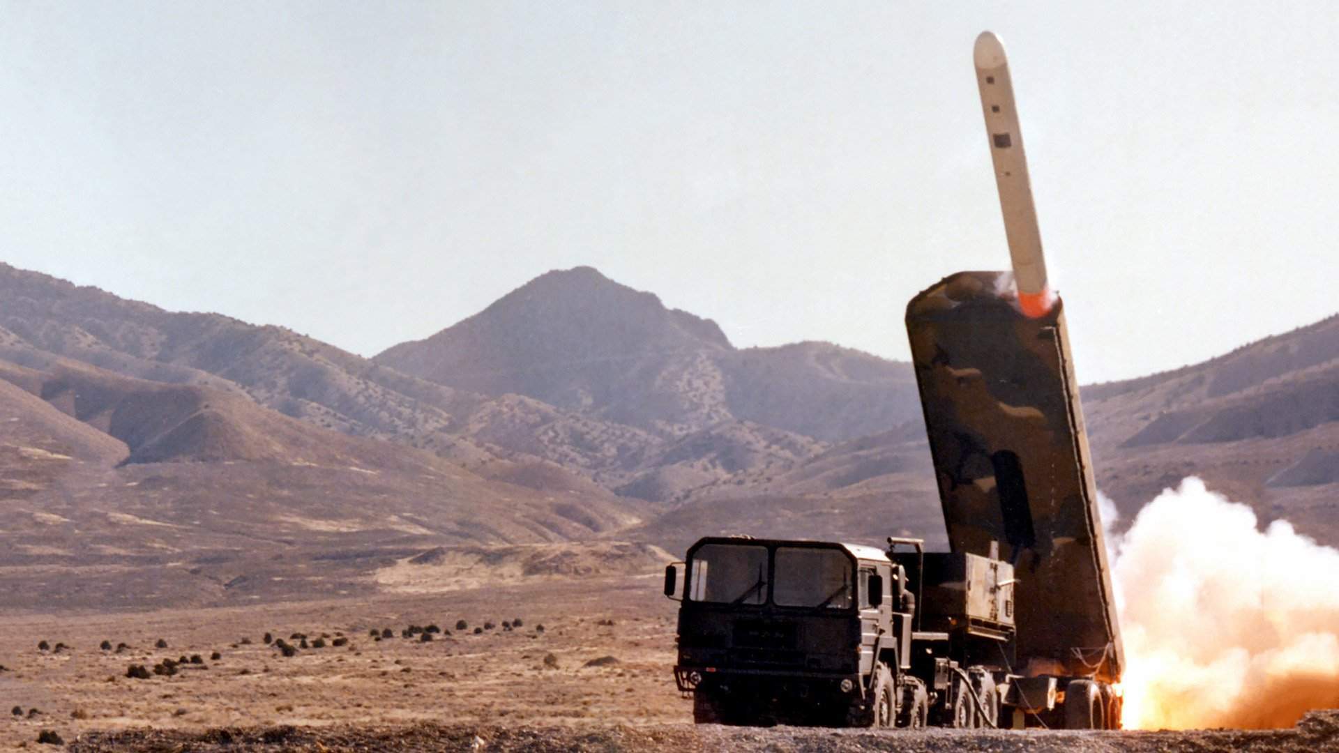 مشخصات سامانه موشکی تایفون