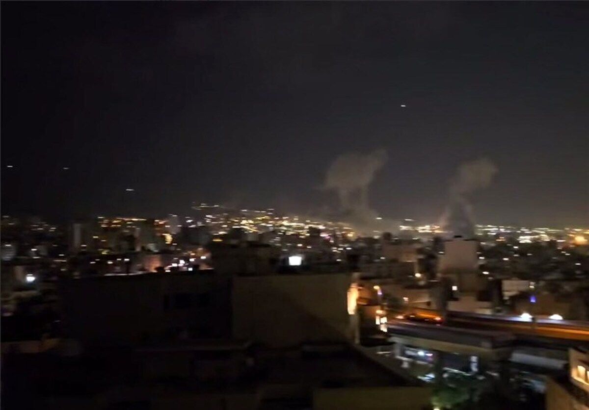 ببینید| صدای انفجار و فعال شدن پدافند هوایی در غرب پایتخت