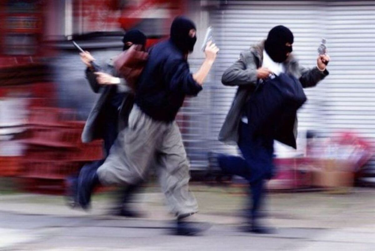 سرقت مسلحانه