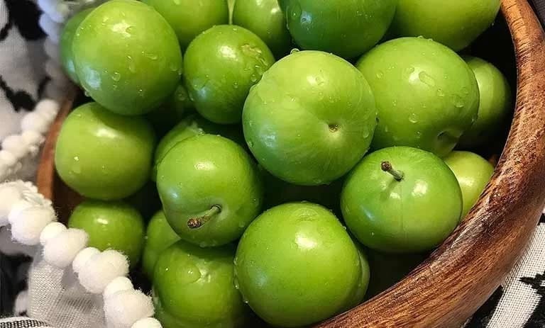  گوجه سبز برای این افراد ممنوع!