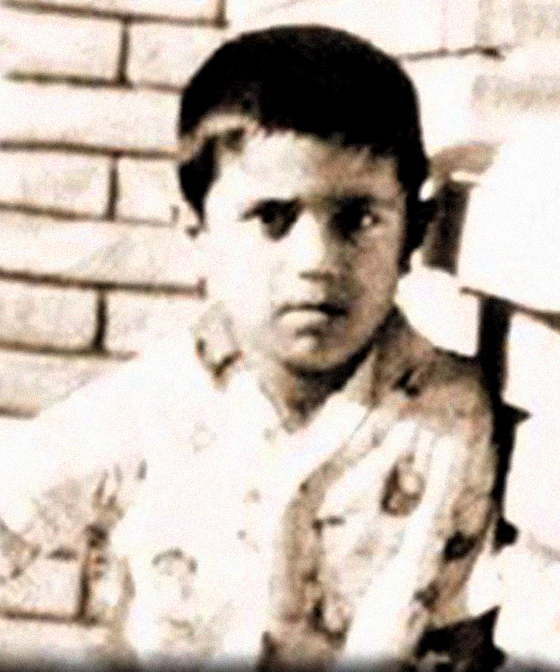 مجموعهای جالب و دیده نشده از خردسالی داریوش و ابی! +تصاویر داریوش اقبالی