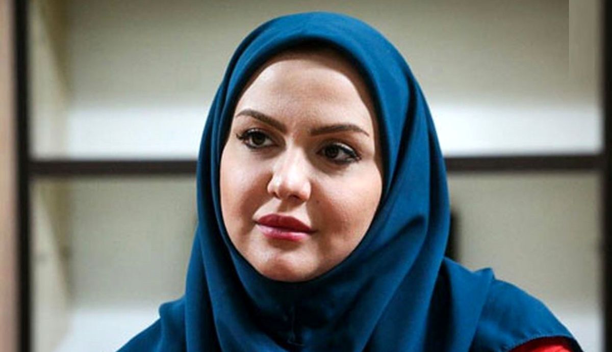 نیلوفر امینی‌فر مجری صداوسیما مهاجرت کرد