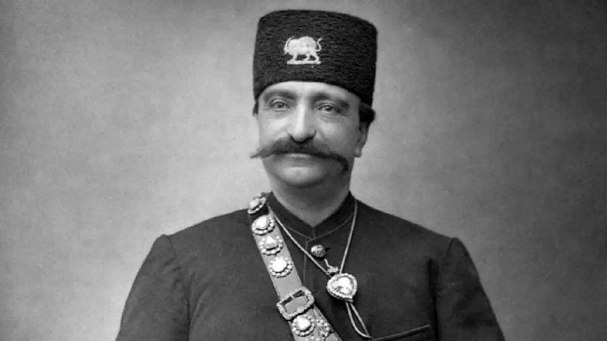 عکس| قاب صمیمانه دختر ناصرالدین شاه با مادرشوهرش