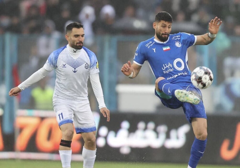 گزارش زنده بازی استقلال - ملوان| هیجان روی سکوها در فینال جام حذفی