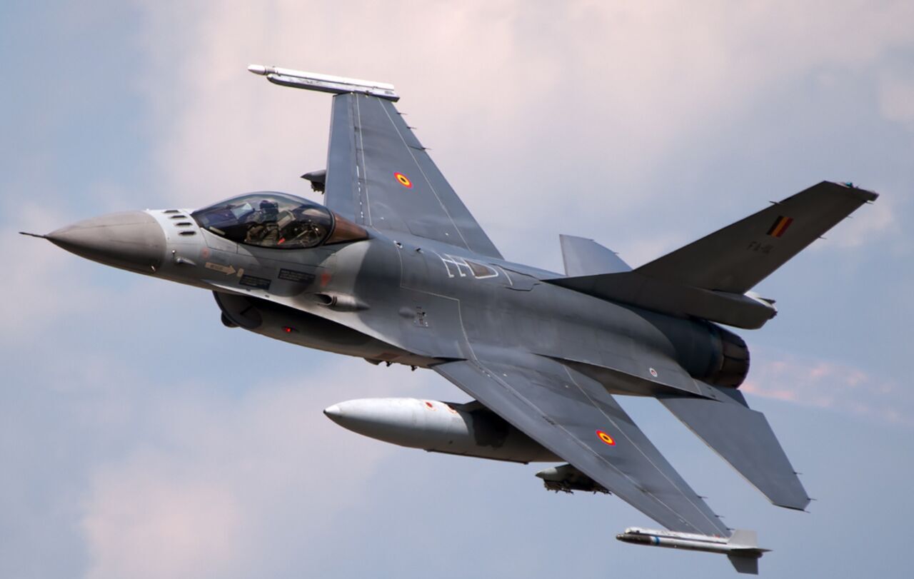 ببینید| سوختگیری جنگنده F ۱۶ اسرائیل بر فراز سوریه