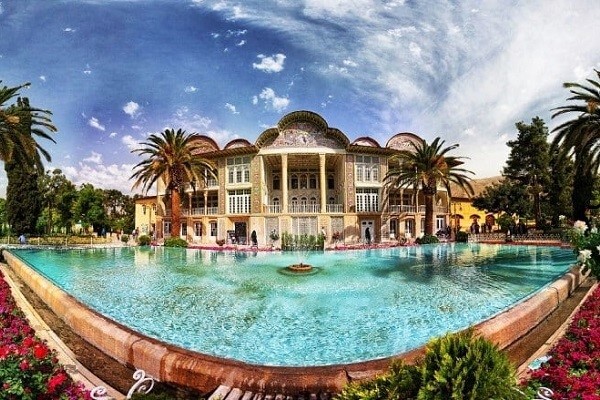 راهنمای کامل بازدید از باغ ارم شیراز