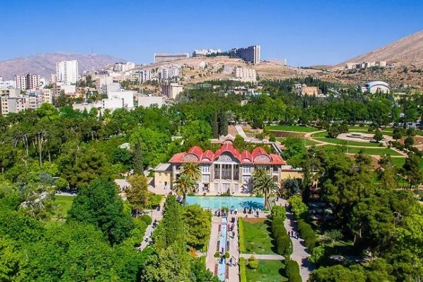 راهنمای کامل بازدید از باغ ارم شیراز