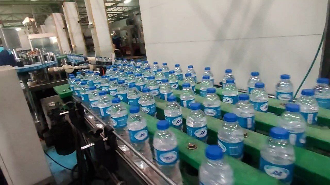 چراغ زمزم روشن ماند؛ تامین انبوه آب بسته بندی درجنگ ۱۲ روزه