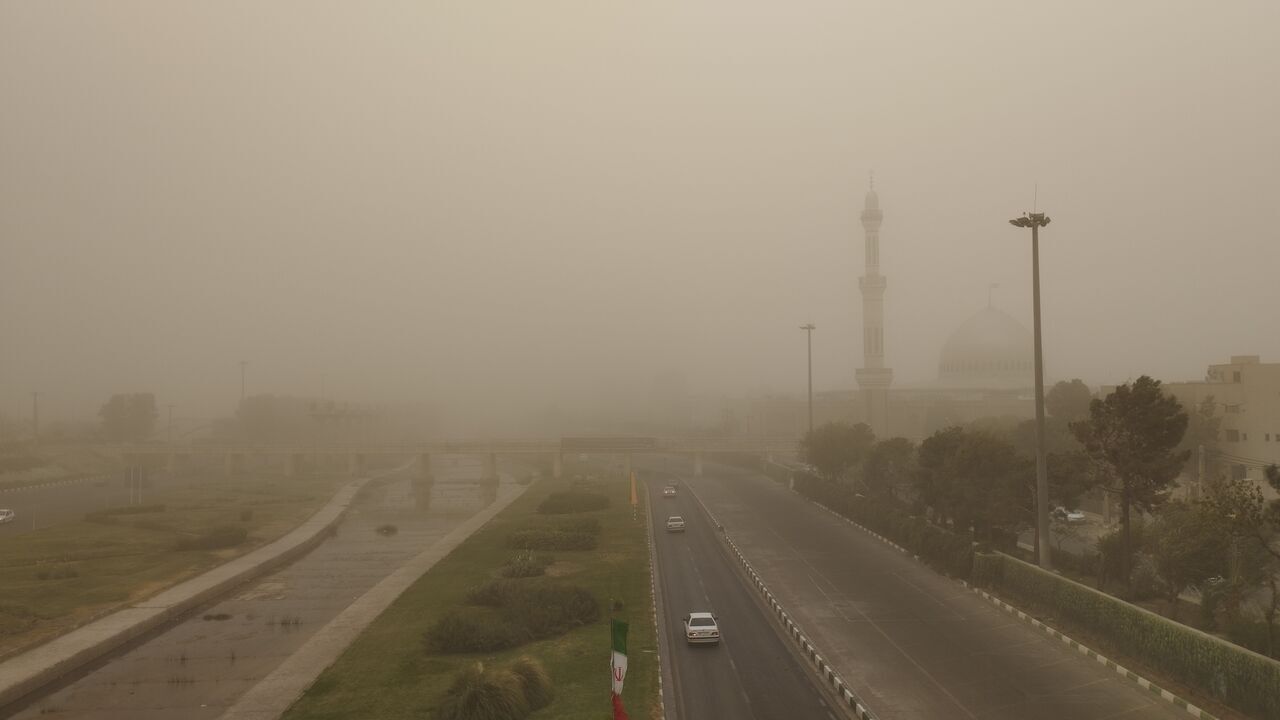 پیشبینی افزایش گرد و خاک و کاهش دید در شرق کشور گرد و خاک