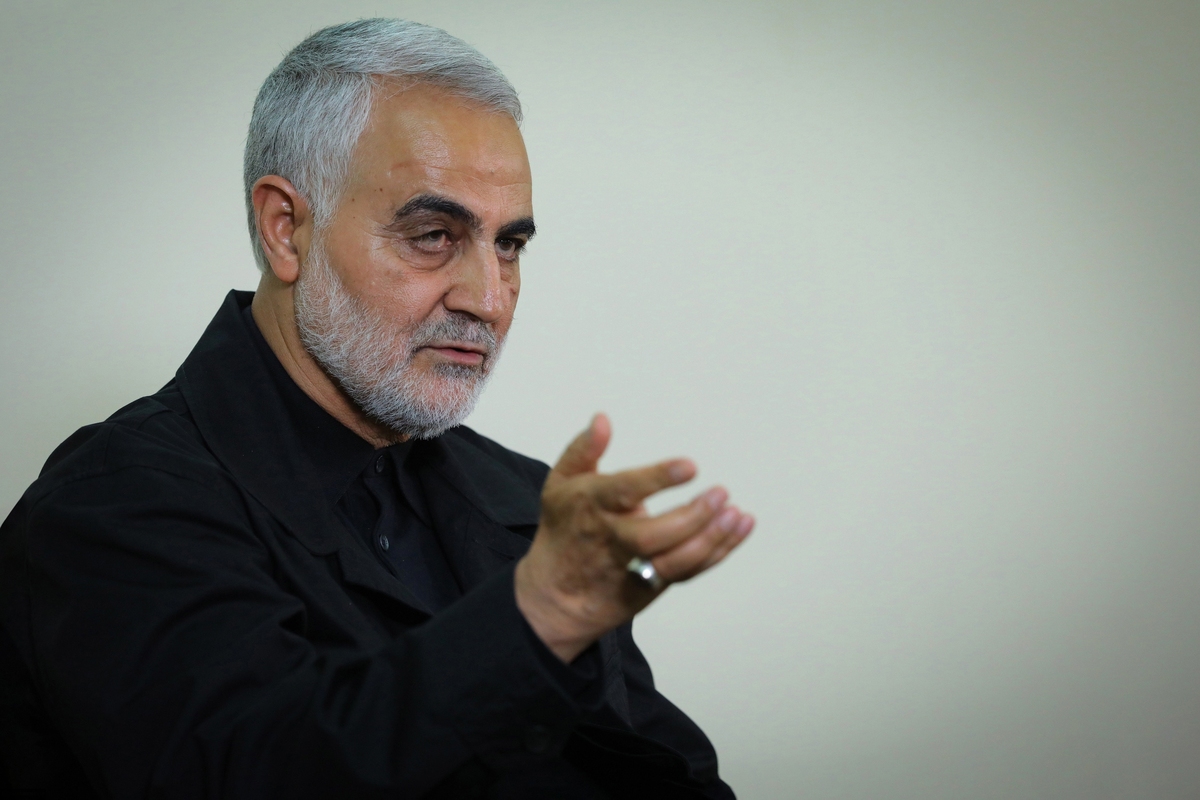 عکسی از سردار سلیمانی در دوران نوجوانی در یک زورخانه؛ دهه ۴۰