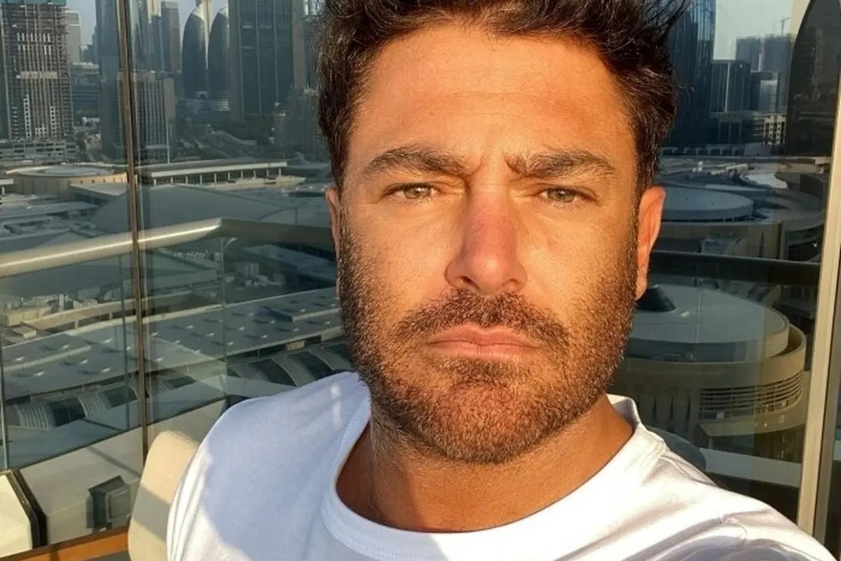 سلفی جنجالی که محمدرضا گلزار منتشر کرد! +عکس