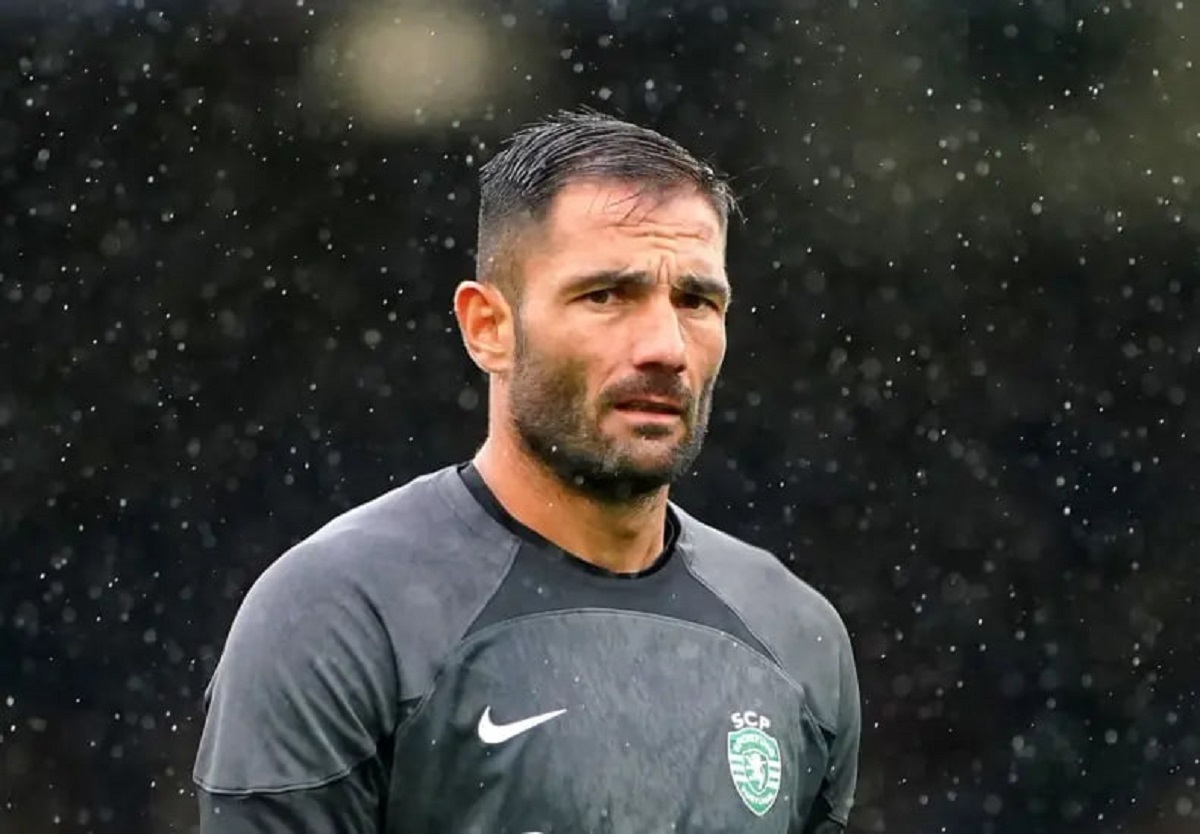 فوری/ دروازه بان سابق رئال مادرید در راه استقلال