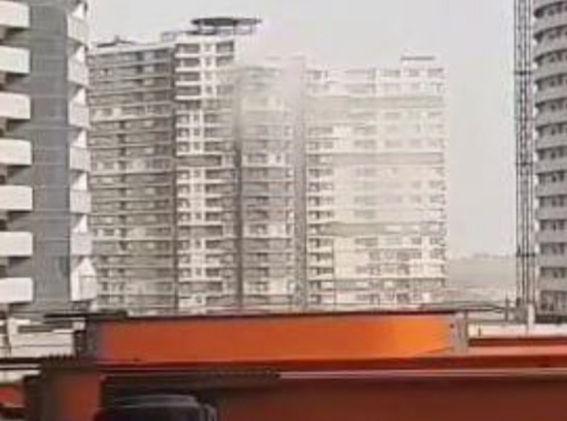 جزئیات انفجار گاز در یکی از طبقات برج پامچال چیتگر