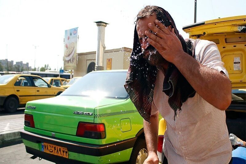 هشدار هواشناسی درباره استمرار گرما در ۲۷ استان هشدار هواشناسی درباره استمرار گرما در ۲۷ استان