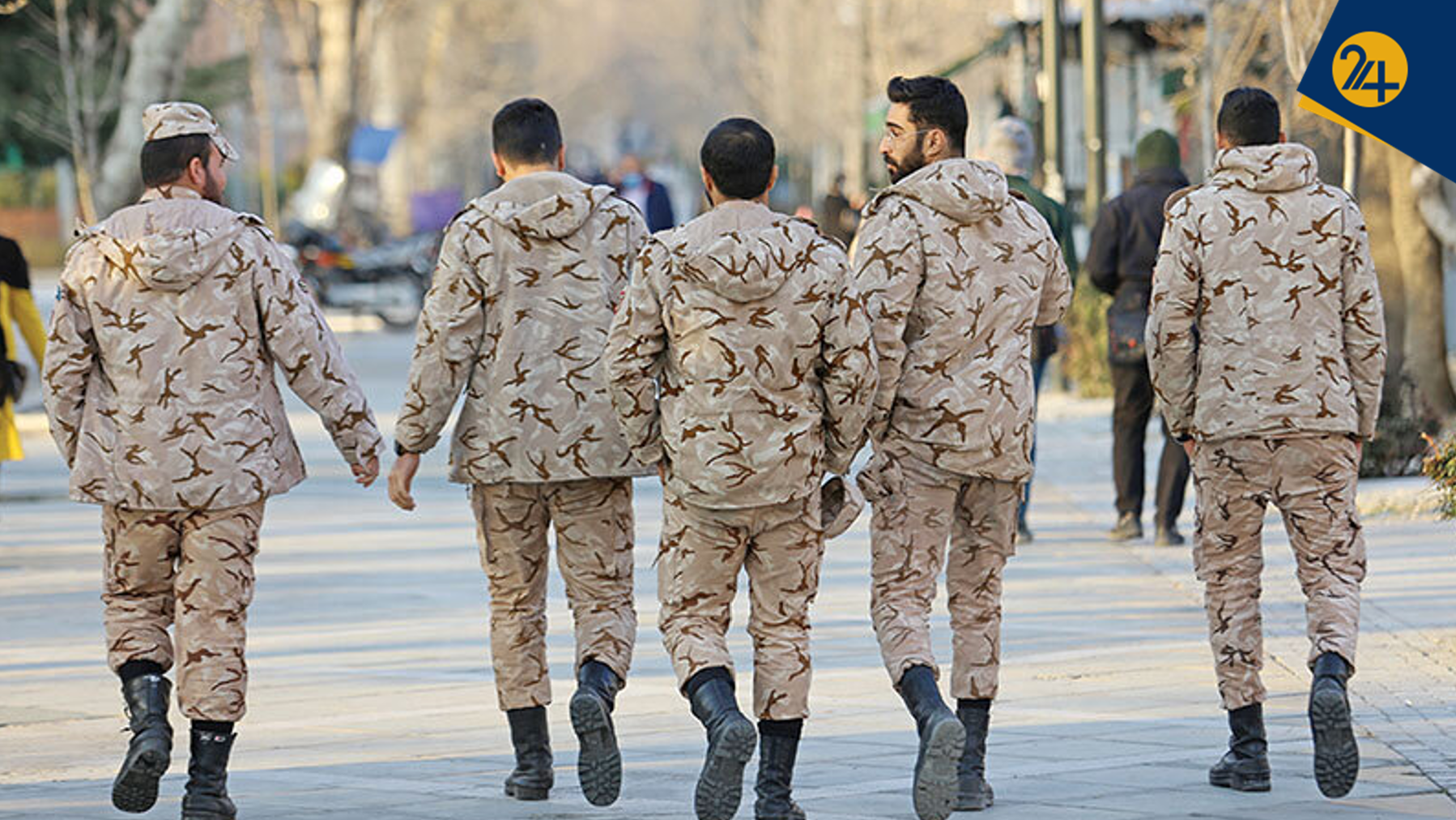 ماجرای کلاهبرداری افرادی با لباس نظامی از خانواده مشمولان خدمت سربازی چیست؟ | پلیس: فوری به ۱۱۰ اطلاع دهید