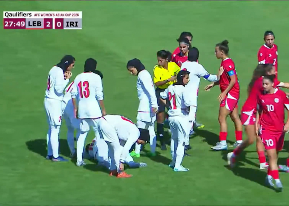 ببینید|درگیری فیزیکی شدید بازیکنان دو تیم زنان ایران و لبنان