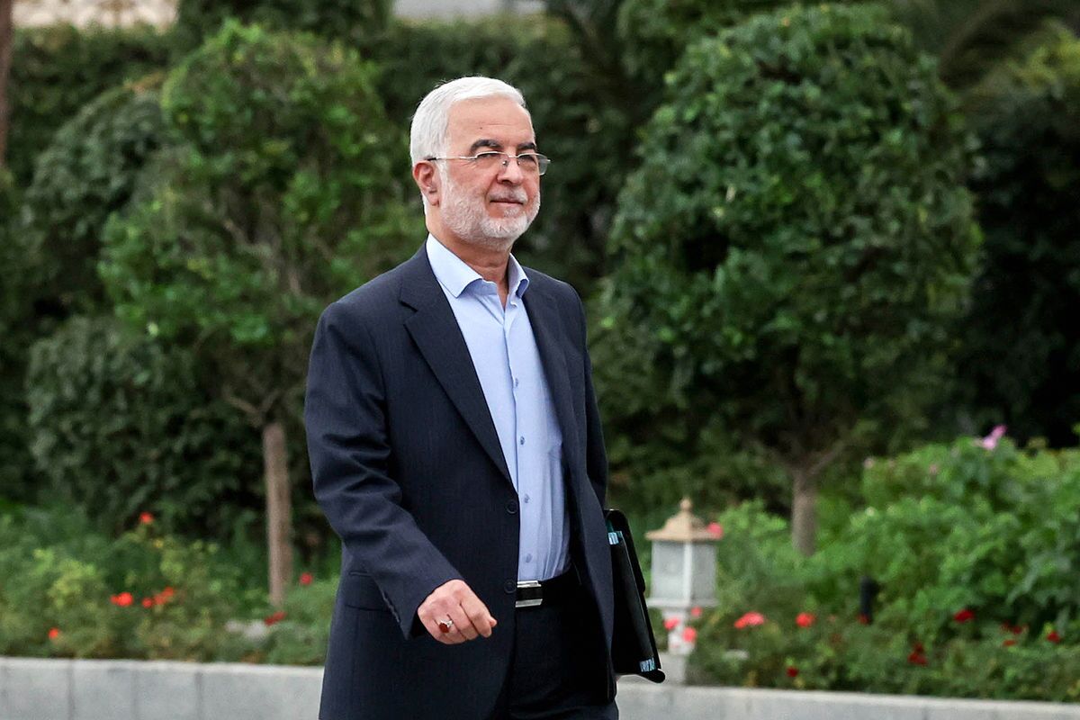 وزیر کشور: فقط دنبال خروج اتباع غیرمجاز هستیم| اتباع مجاز اخراج نخواهند شد