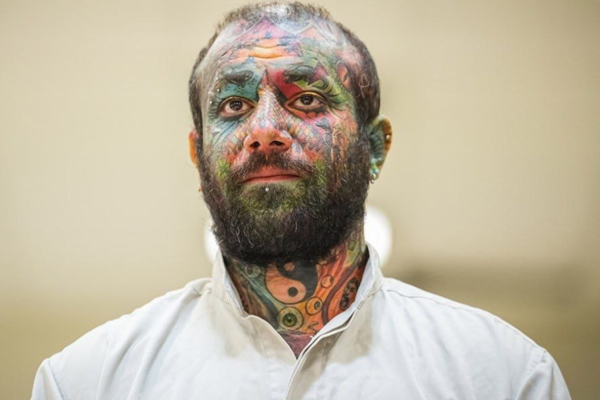 ببینید| وقتی تتلو از داخل زندان می‌خواند