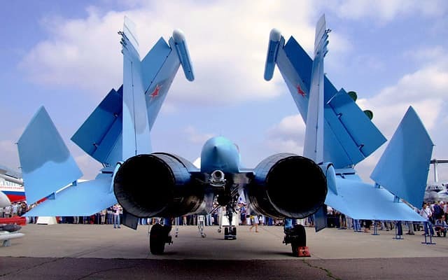 مشخصات سوخو ۳۳