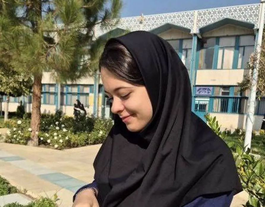 دانشجوی علوم پزشکی