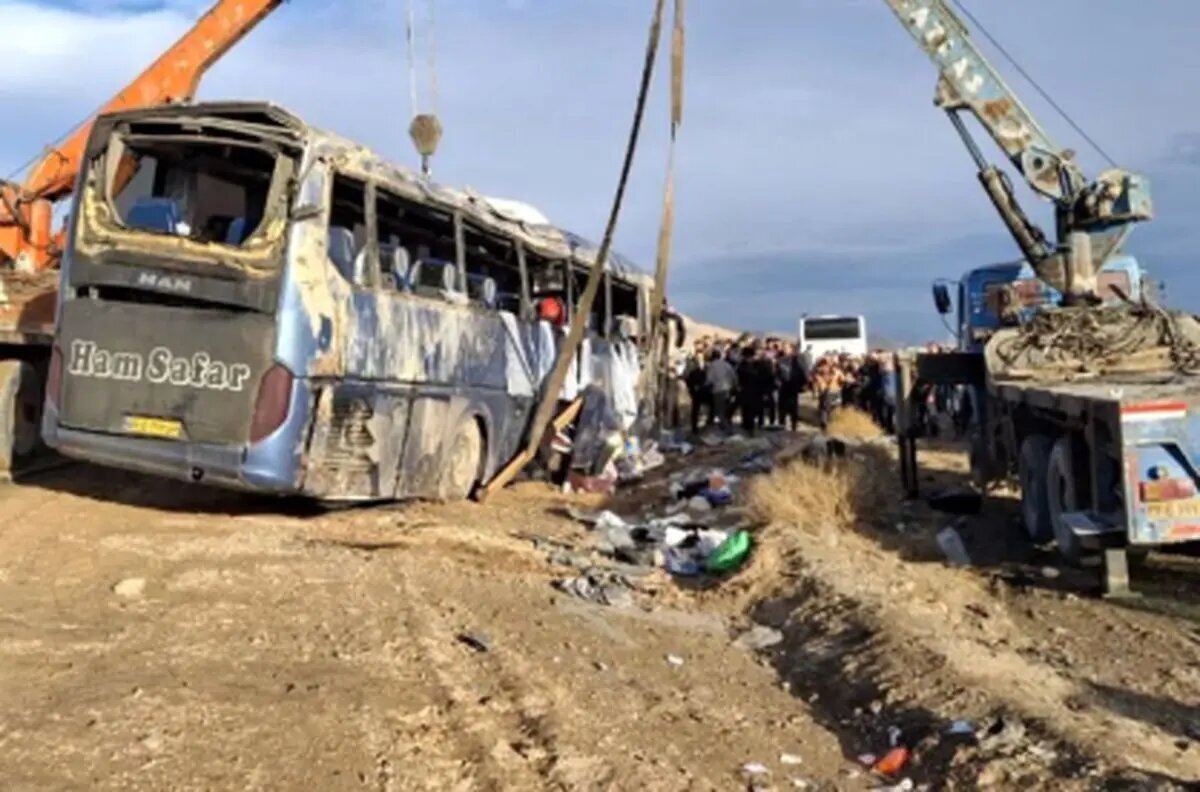 ۲واژگونی اتوبوس