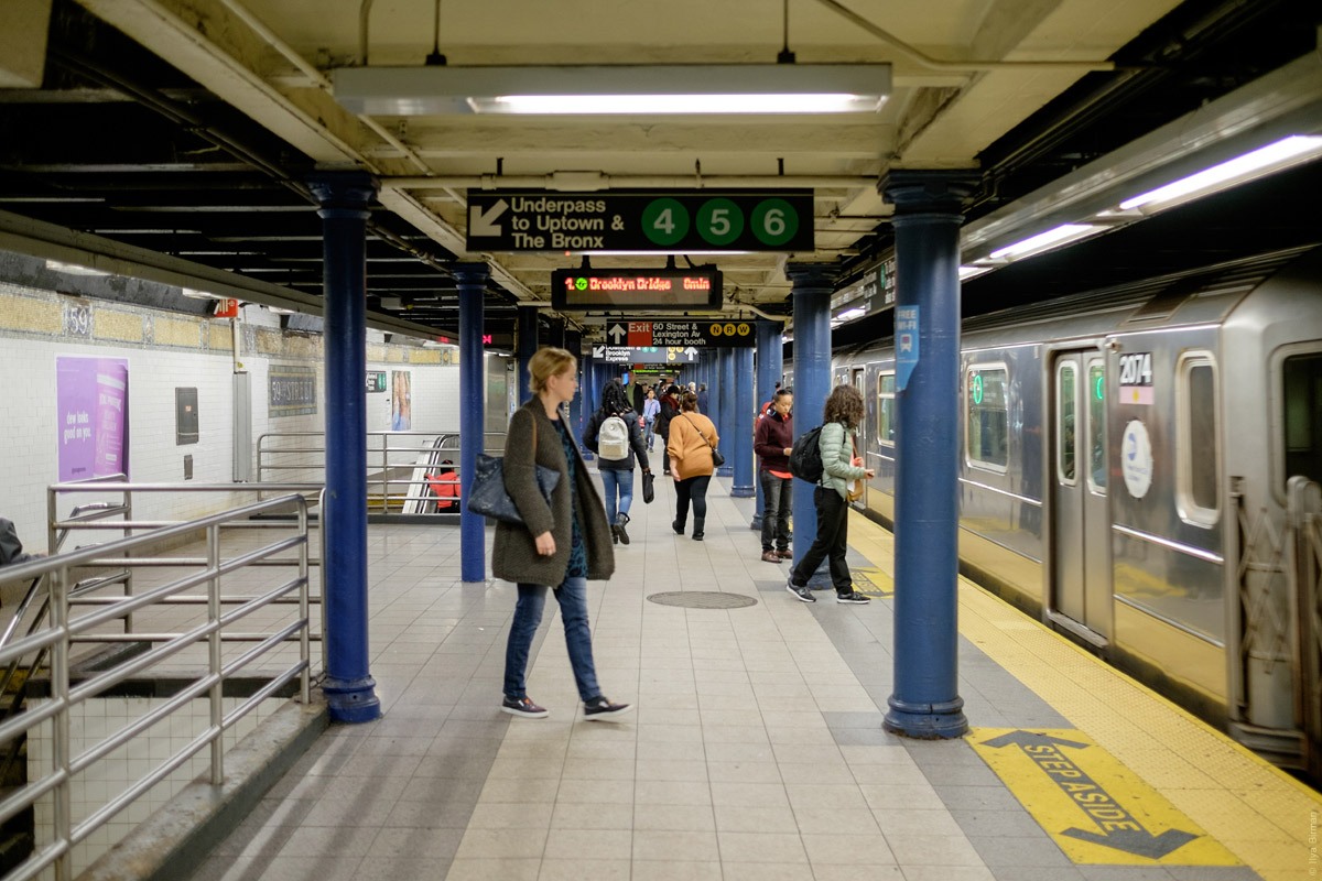 ببینید| متروی نیویورک زیر آب رفت