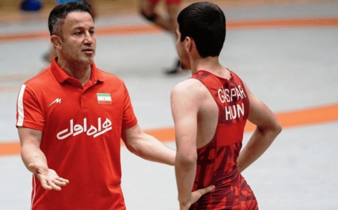 اتفاقی عجیب در اردوی نوجوانان کشتی/ جمع‌کردن موبایل‌ها و پنهان کردن ۱۵ روزه خبر درگذشت پدر برای رسیدن به قهرمانی