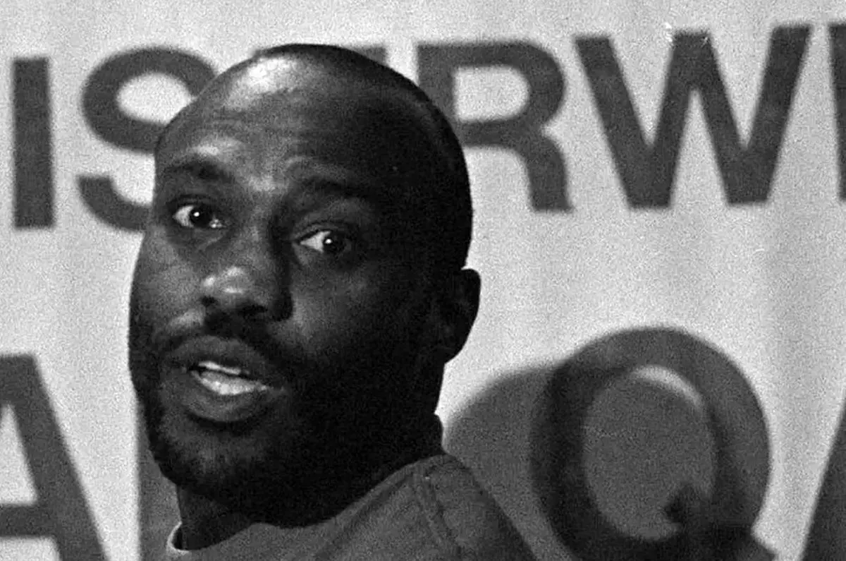 دوایت محمد قوی کیست؟ | درگذشت بوکسور مسلمان در ۷۲ سالگی بیوگرافی دوایت محمد قوی بوکسور