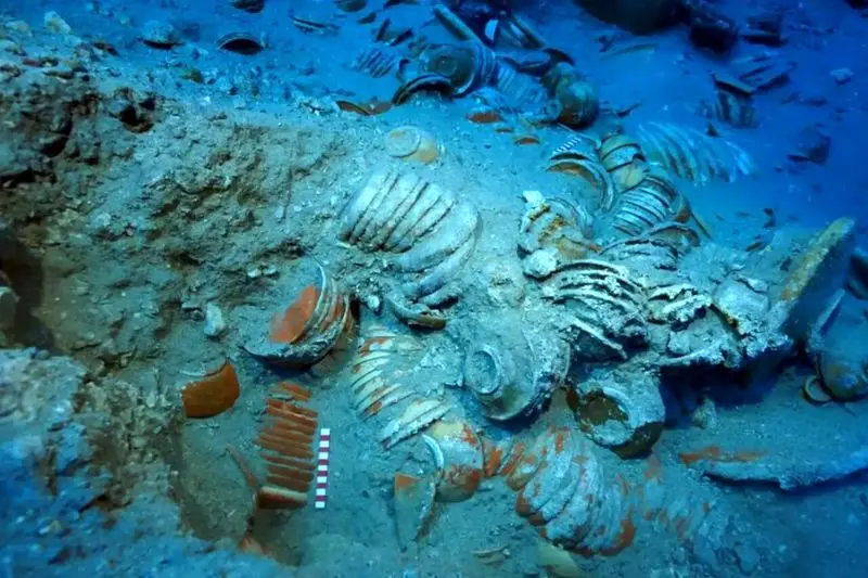 آثار باستانی