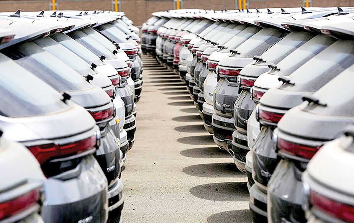 حذف دو شرط مهم در ثبتنام خودروهای وارداتی حذف دو شرط مهم در ثبتنام خودروهای وارداتی